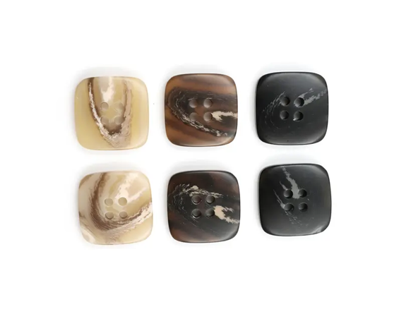 How Do You Compare Plastic Button Samples Before Bulk Orders?
